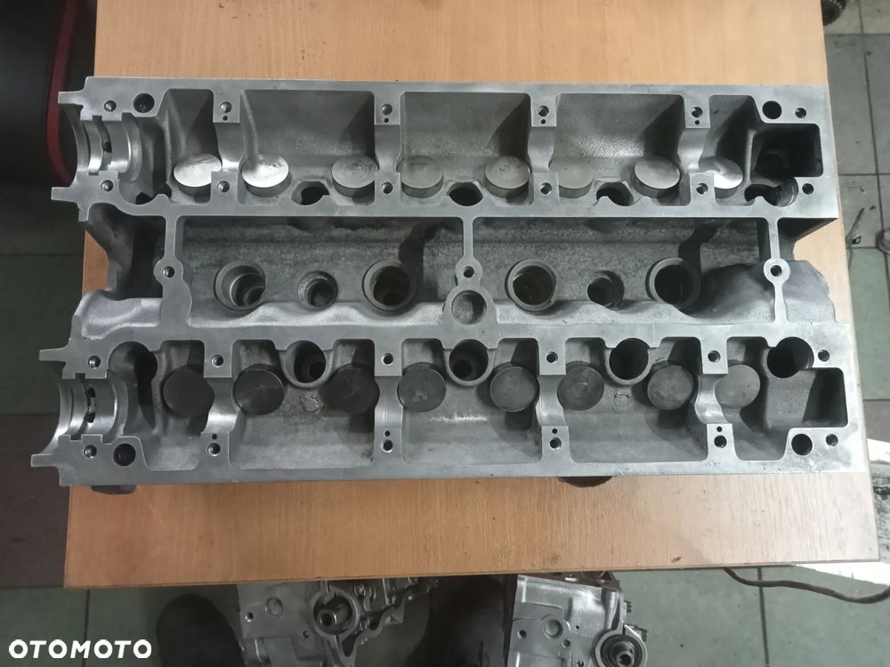 głowica citroen peugeot 1.8 16v 963455510 po regeneracji - 2