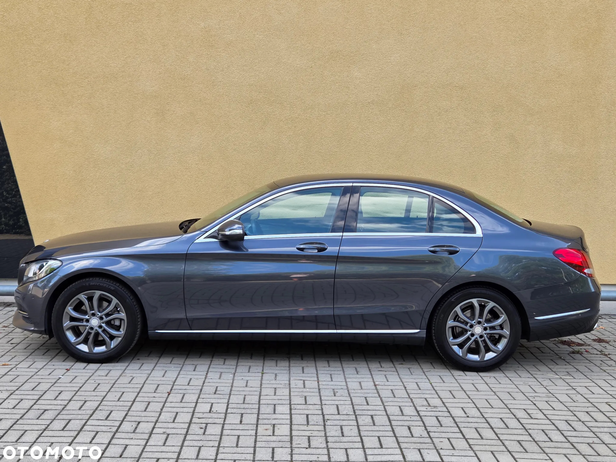 Mercedes-Benz Klasa C 200 - 6