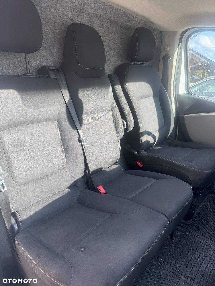Renault Trafic - 11