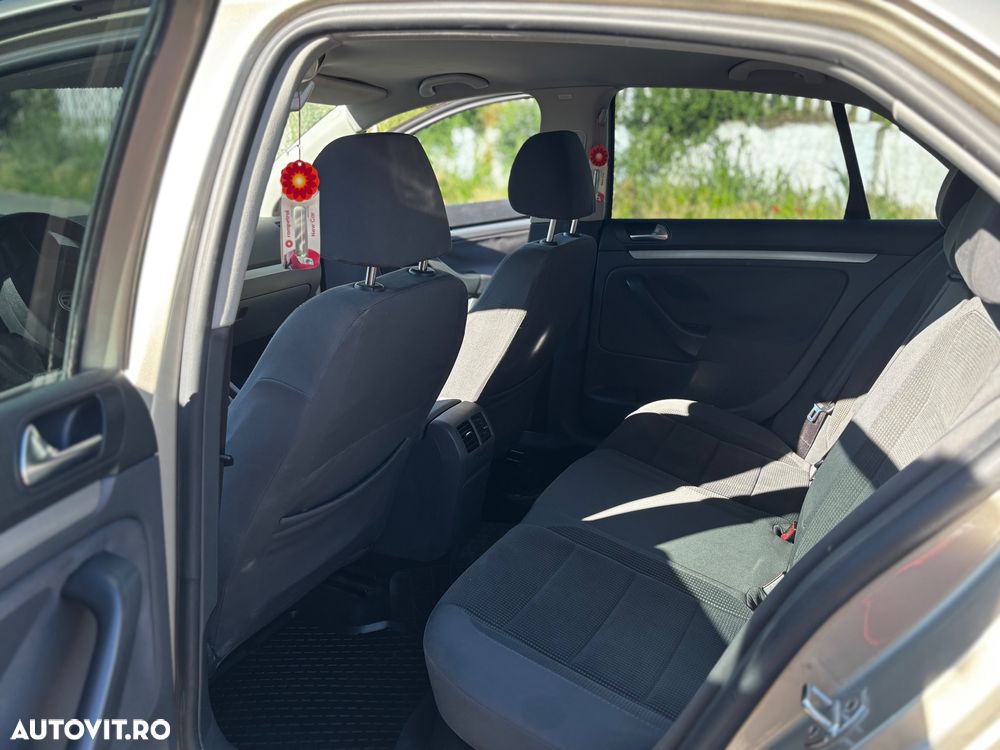 Volkswagen Jetta 1.4 TSI Comfortline - 7