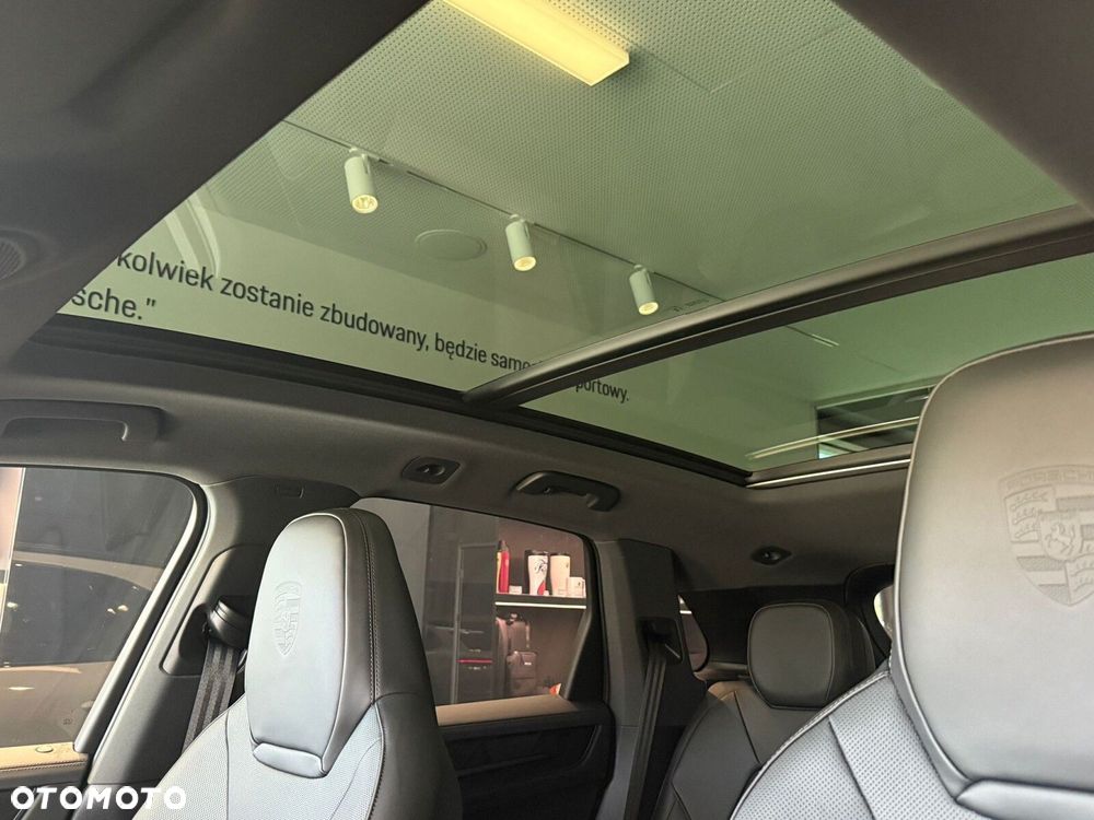 Porsche Cayenne - 14