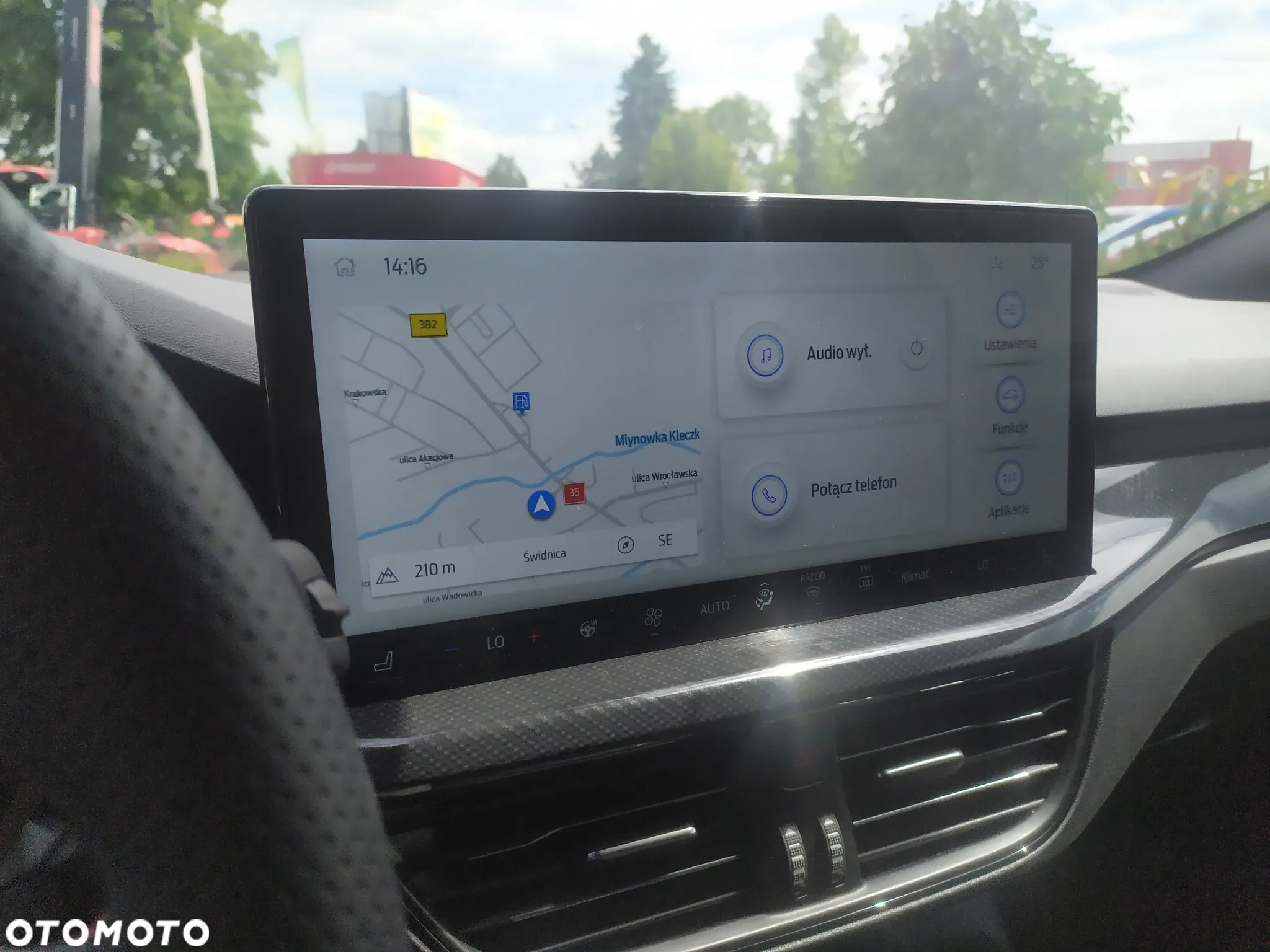 Ford Focus 1.0 EcoBoost ST-Line X - 31