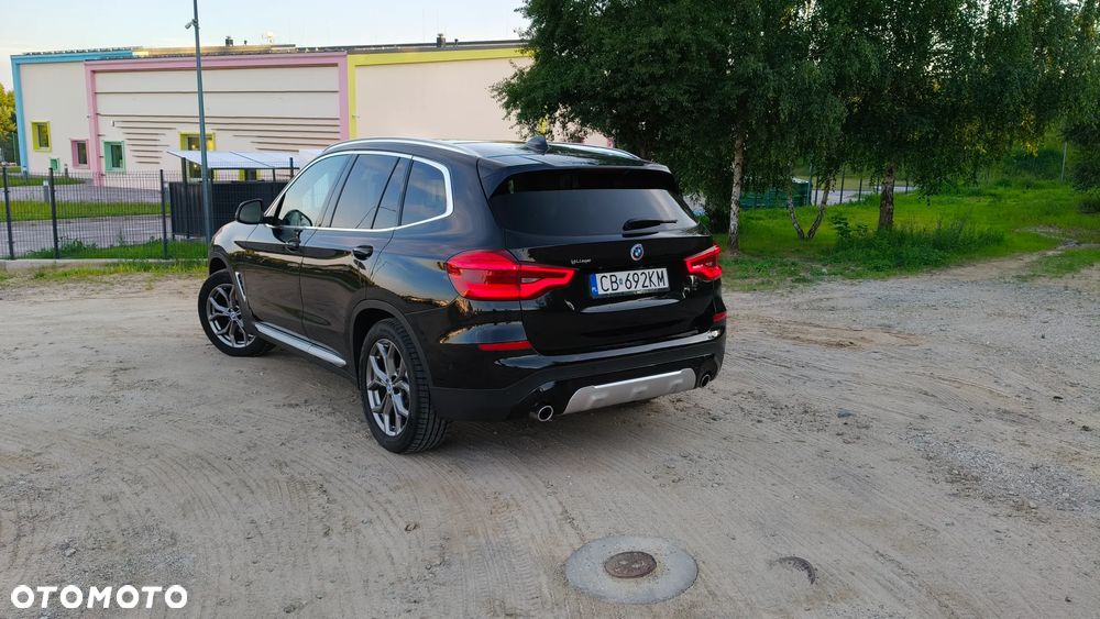 BMW X3 sDrive18d Luxury Line - 4
