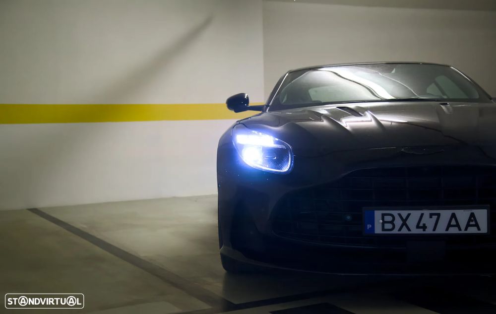 Aston Martin DB12 Coupé V8 - 13