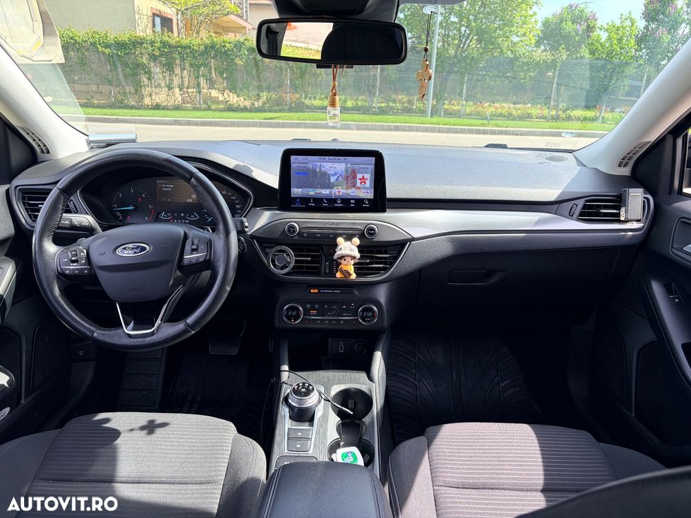 Ford Focus 1.5 EcoBlue Start-Stopp-System Aut. TITANIUM - 4