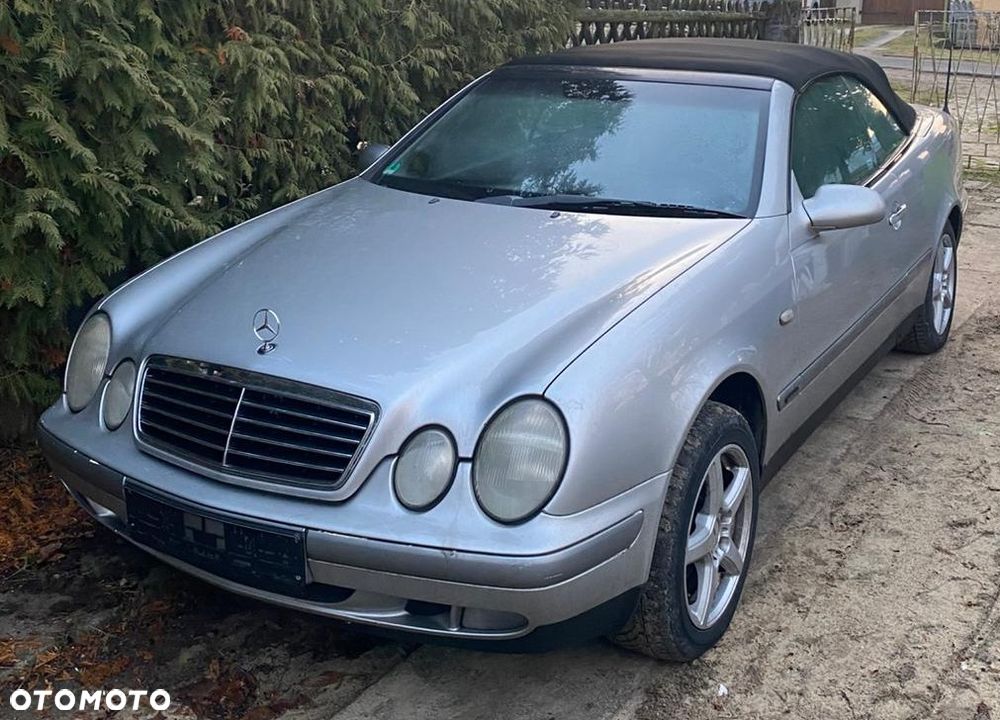 Mercedes-Benz CLK - 1