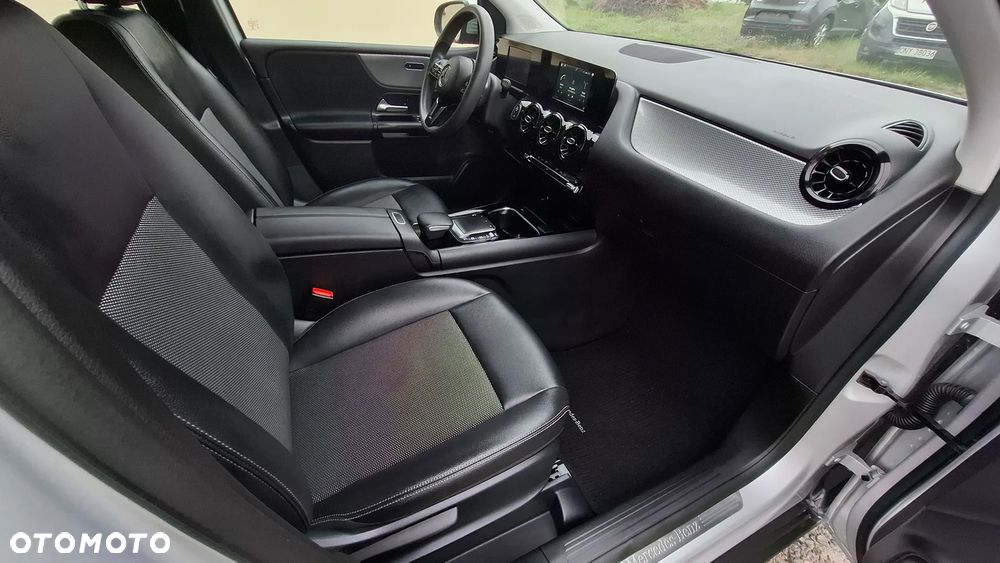 Mercedes-Benz Klasa B 180 d 8G-DCT Style - 16