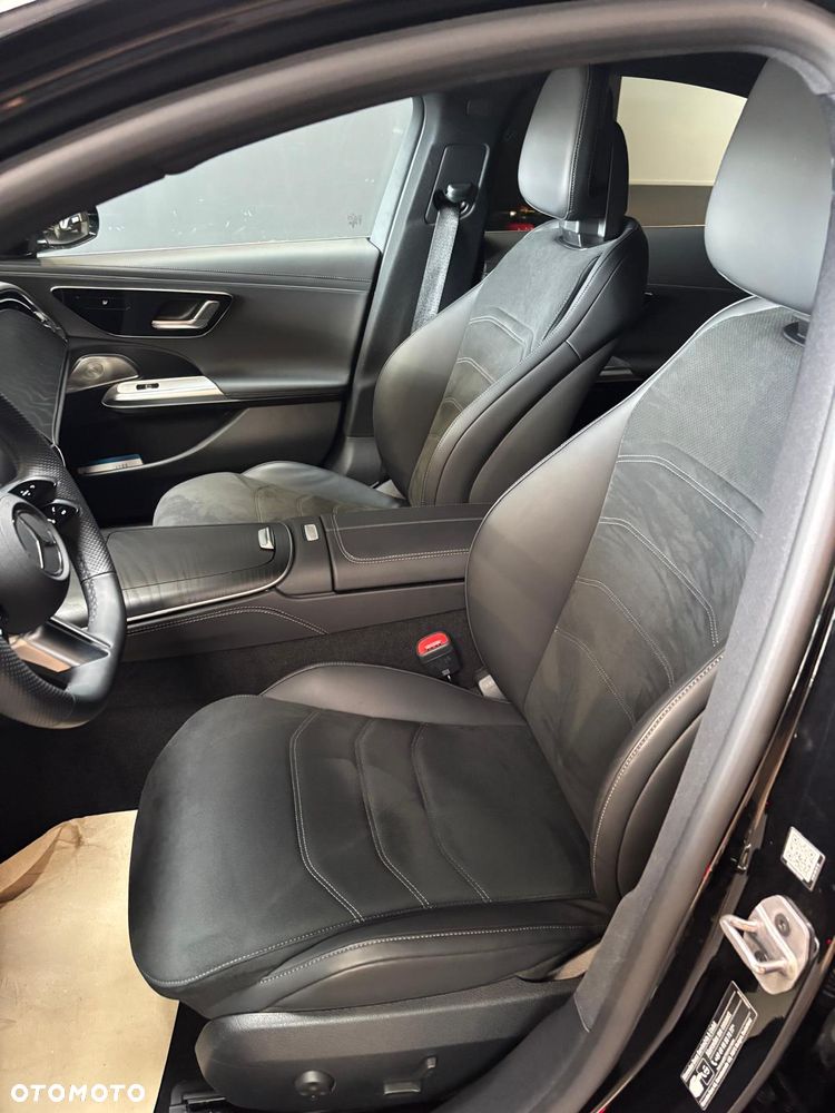 Mercedes-Benz Klasa E 220 d 9G-TRONIC Edition AMG Line - 18