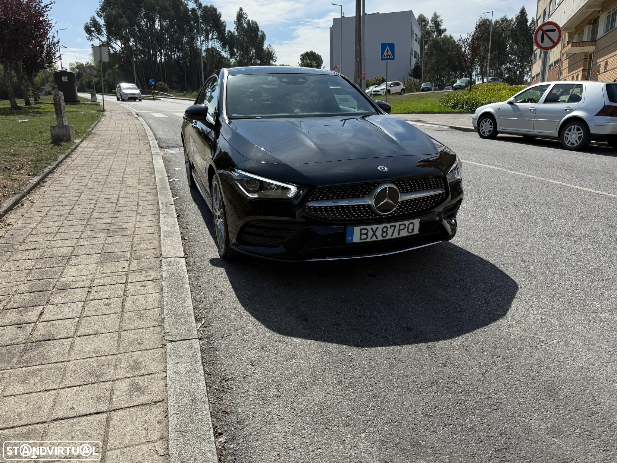 Mercedes-Benz CLA 250 e AMG Line - 16