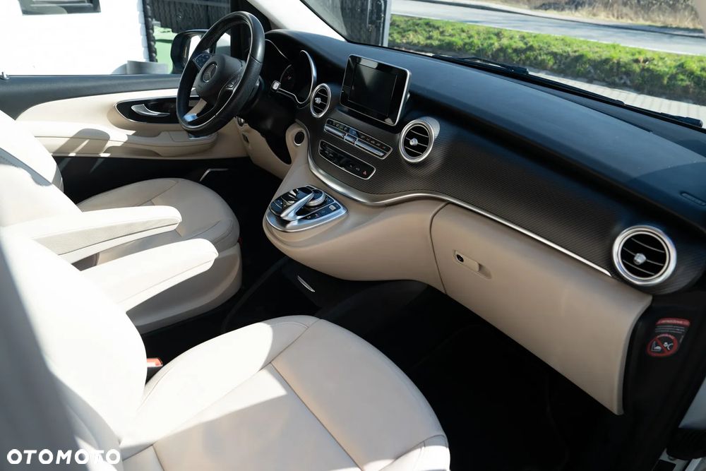 Mercedes-Benz Klasa V 250 d 4-Matic Avantgarde 7G-Tronic (d³ugi) - 11