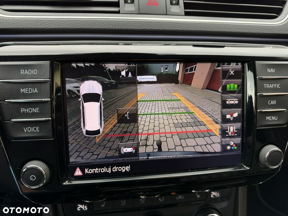 Skoda Superb 1.8 TSI L&K - 20