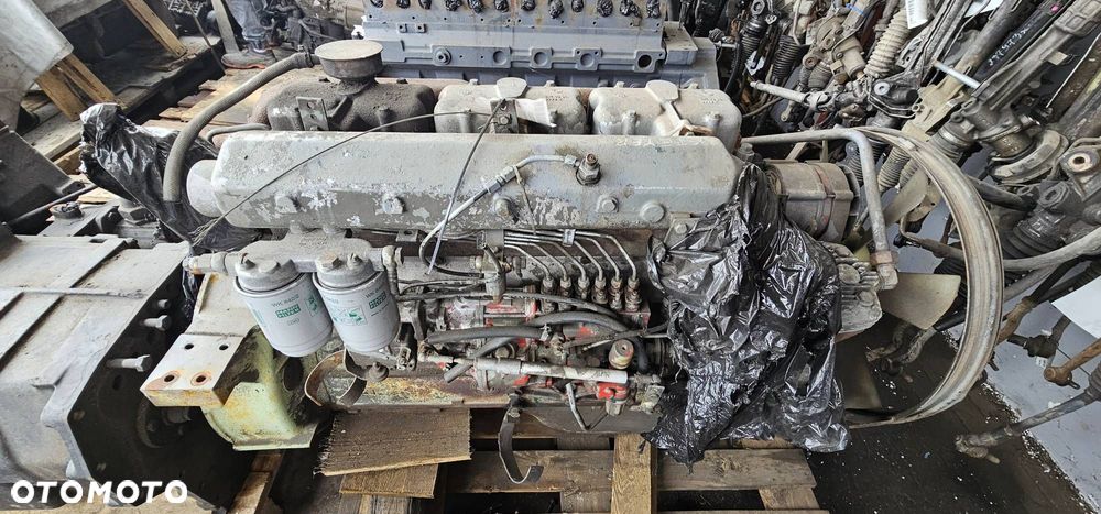SILNIK KOMPLETNY STEYR 17S21 210KM TURBO - 4