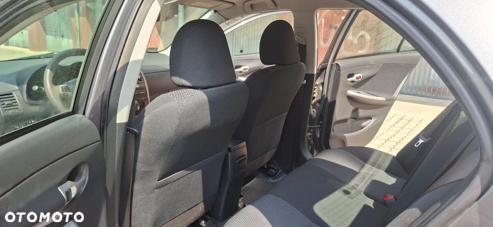 Toyota Corolla 1.6 Premium - 10