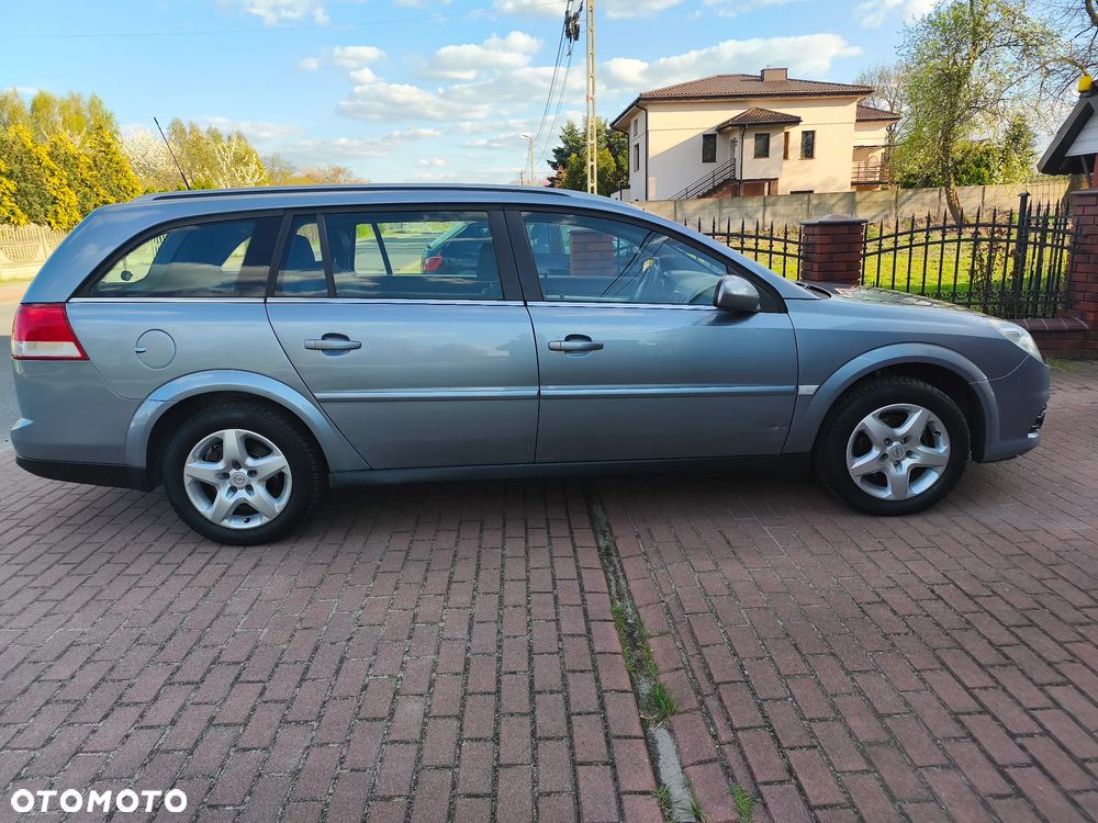 Opel Vectra 1.8 Essentia - 8