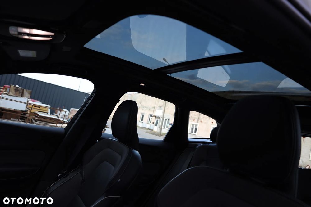 Volvo XC 60 T6 AWD Recharge Geartronic RDesign - 16