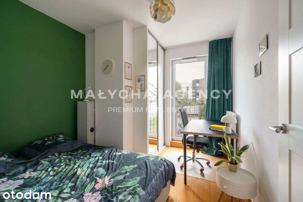 Dwupoziomowe mieszkanie z dwoma tarasami i ogrodem