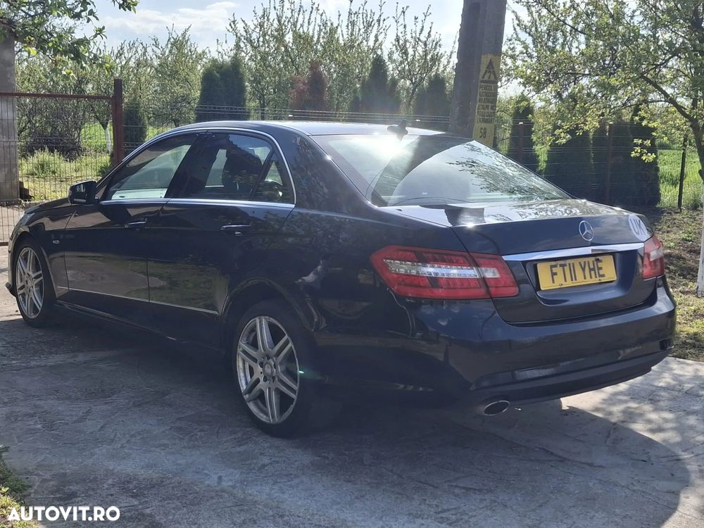 Mercedes-Benz E - 4