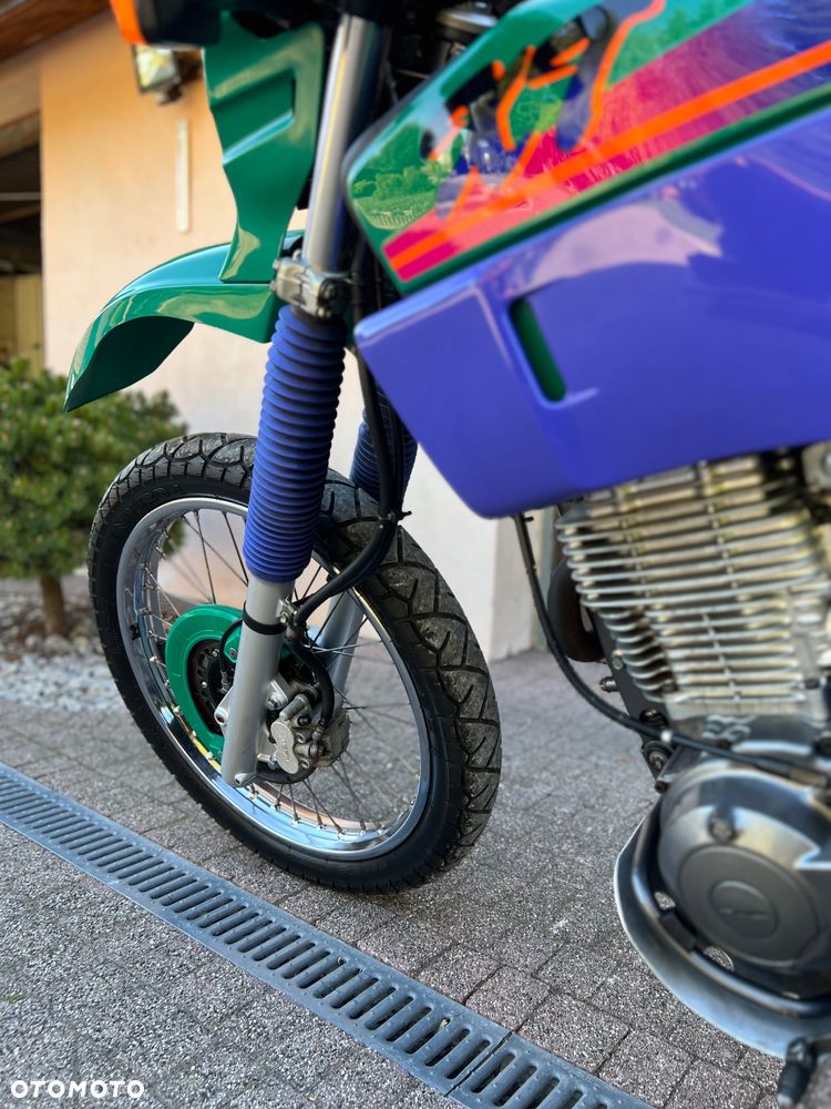 Yamaha XT - 20