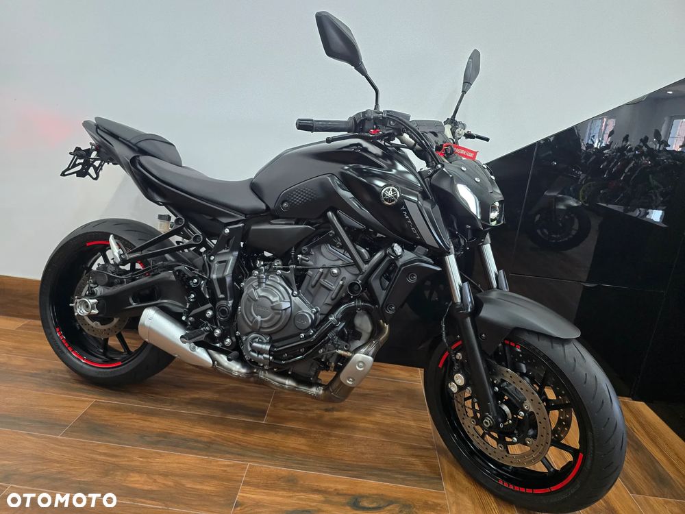Yamaha MT - 2