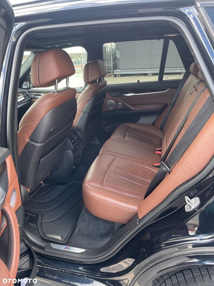 BMW X5 xDrive50i - 13
