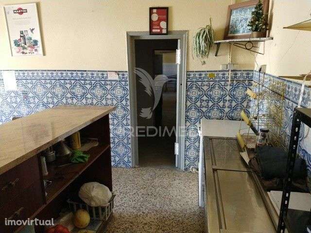 Habitação/ Comércio zona de Chamusca- Santarém - Grande imagem: 4/23