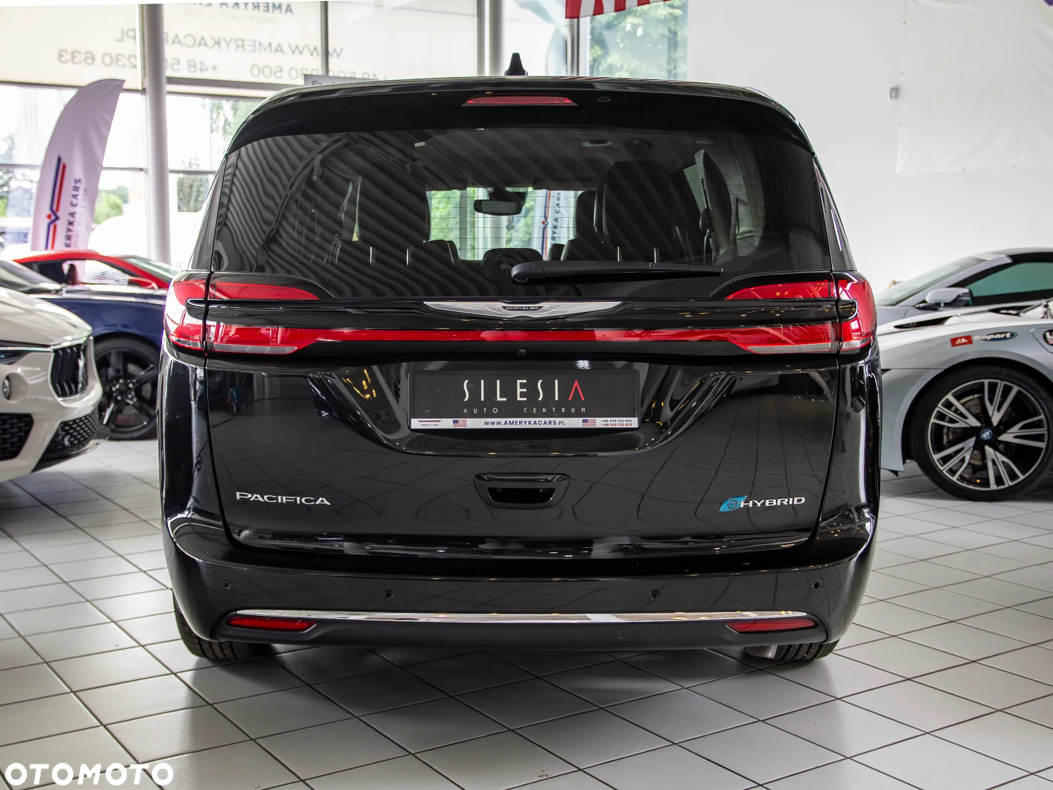 Chrysler Pacifica - 5