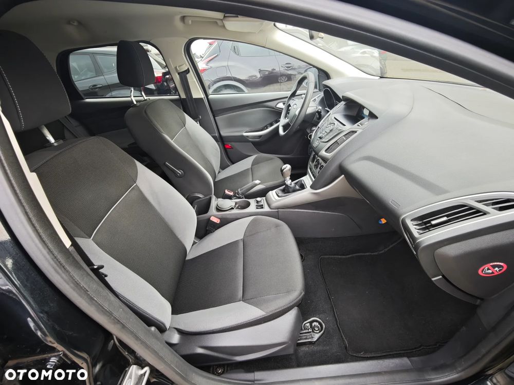 Ford Focus 1.0 EcoBoost Start-Stopp-System TREND - 17