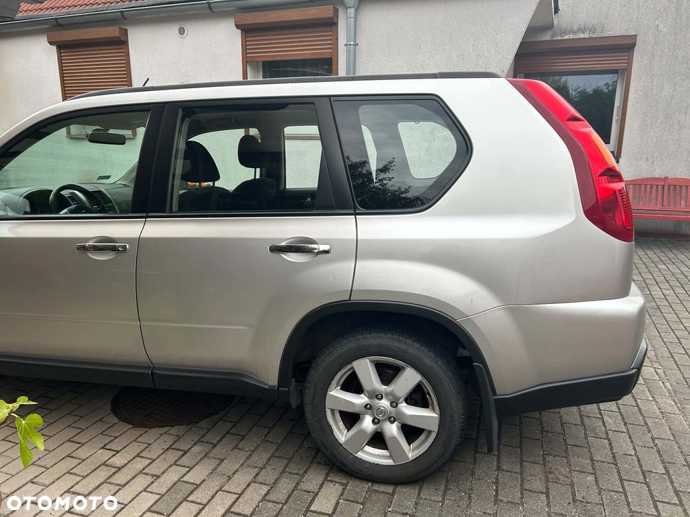Nissan X-Trail - 2