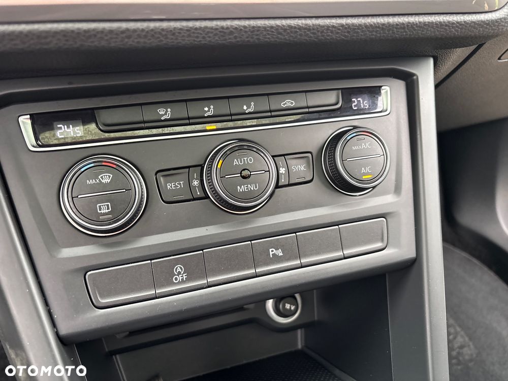 Volkswagen Touran 1.5 TSI EVO Comfortline - 20