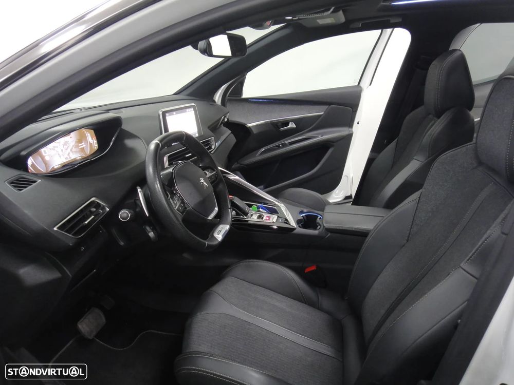 Peugeot 3008 1.2 PureTech GT Line EAT8 - 14