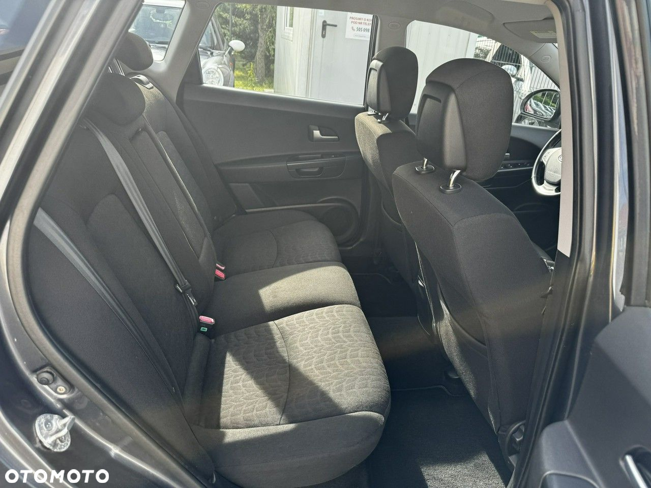 Kia Ceed - 10