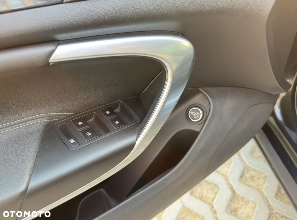 Opel Insignia 2.0 CDTI Cosmo ecoFLEX - 9