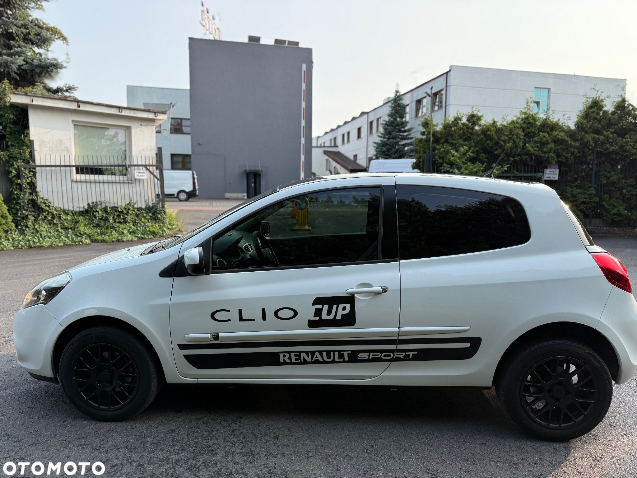 Renault Clio - 2