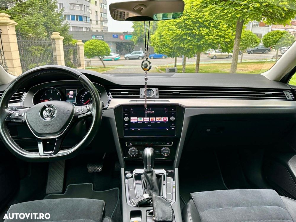 Volkswagen Passat 2.0 TDI DSG (BlueMotion Technology) Highline - 4