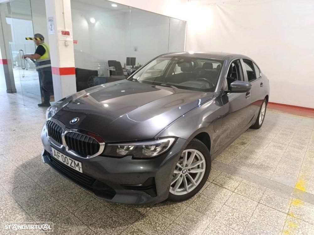 BMW 330 e Corporate Edition Auto - 1