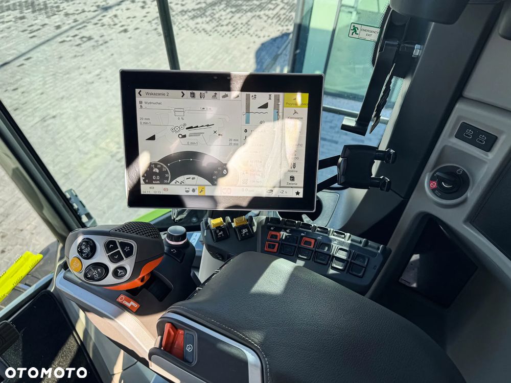 Claas LEXION 6800 - 13