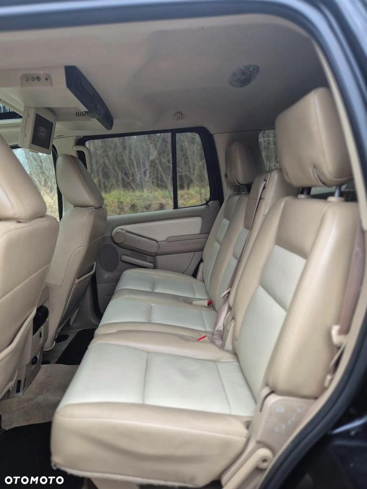 Ford Explorer 4.0 AWD - 6