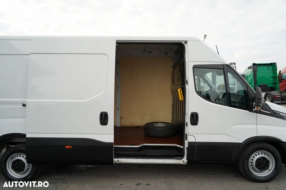 Iveco DAILY 35-180 / 4.7 m TIN / FURGONĂ / HI-MATIC / IMPORTAT - 17