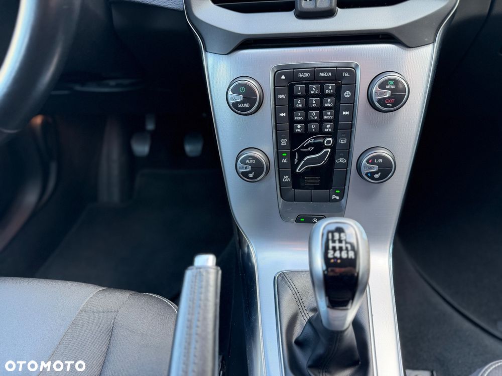 Volvo V40 - 17