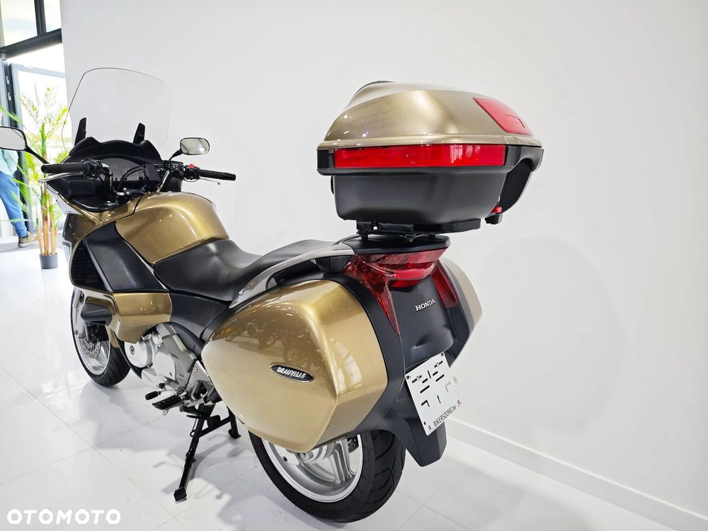 Honda Deauville - 22