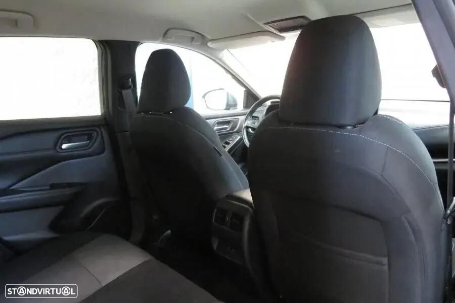 Nissan Qashqai 1.3 DIG-T N-Connecta LED Xtronic — fotografia 21