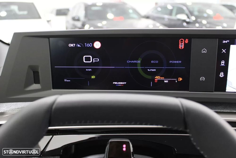 Peugeot 5008 1.2 PureTech Allure EAT8 - 18