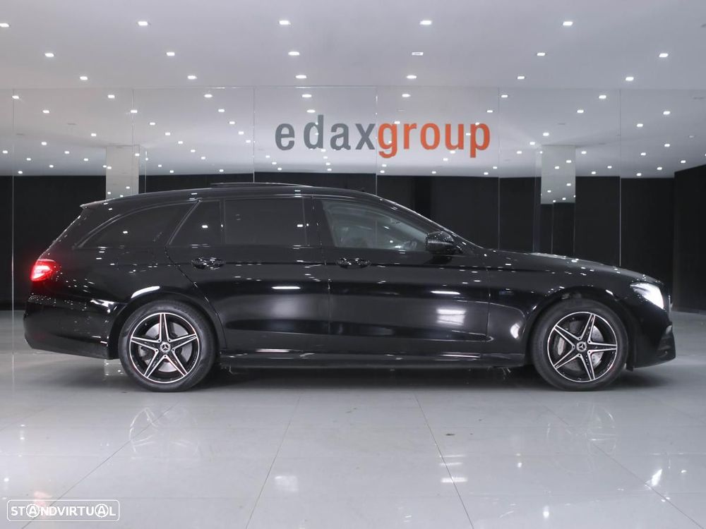 Mercedes-Benz E 300 de AMG Line - 2