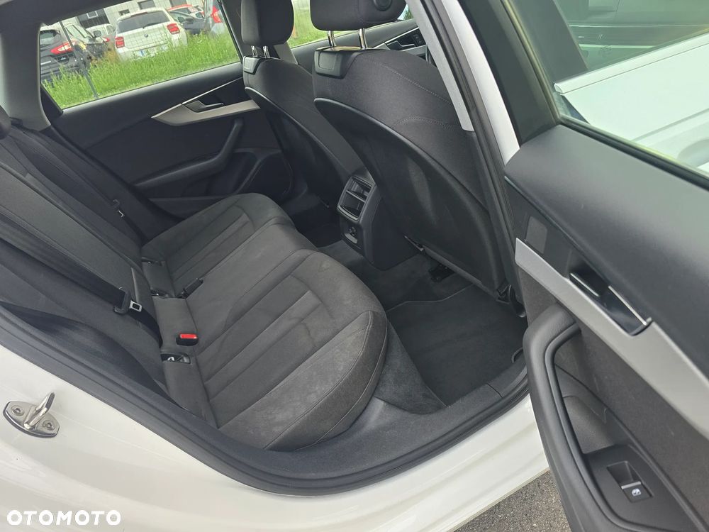 Audi A4 Avant 40 TFSI mHEV Advanced S tronic - 10