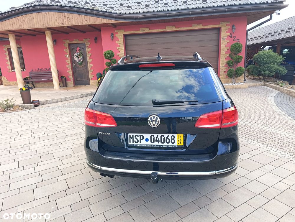 Volkswagen Passat - 16