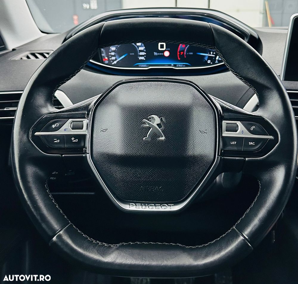 Peugeot 3008 PureTech 130 Stop & Start GPF Allure - 30