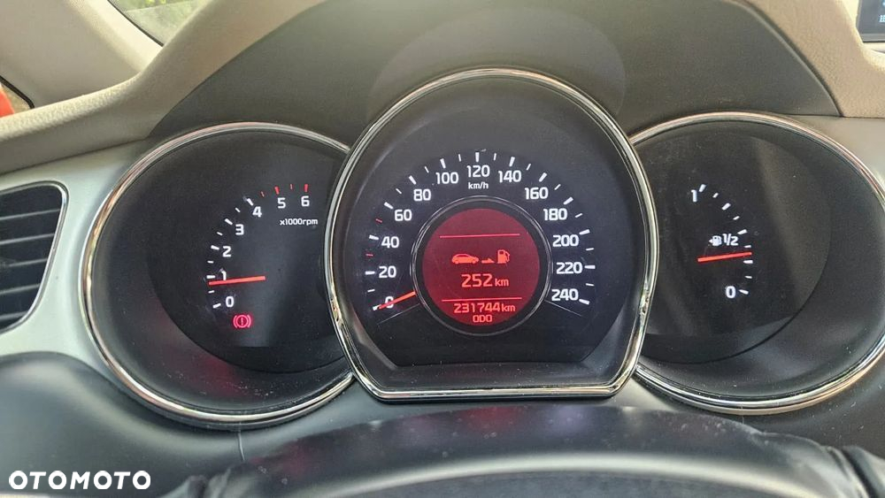 Kia Ceed - 5