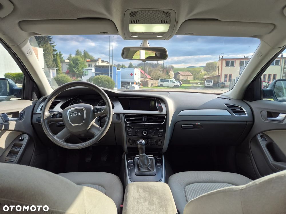 Audi A4 Avant 2.0 TDI DPF - 12