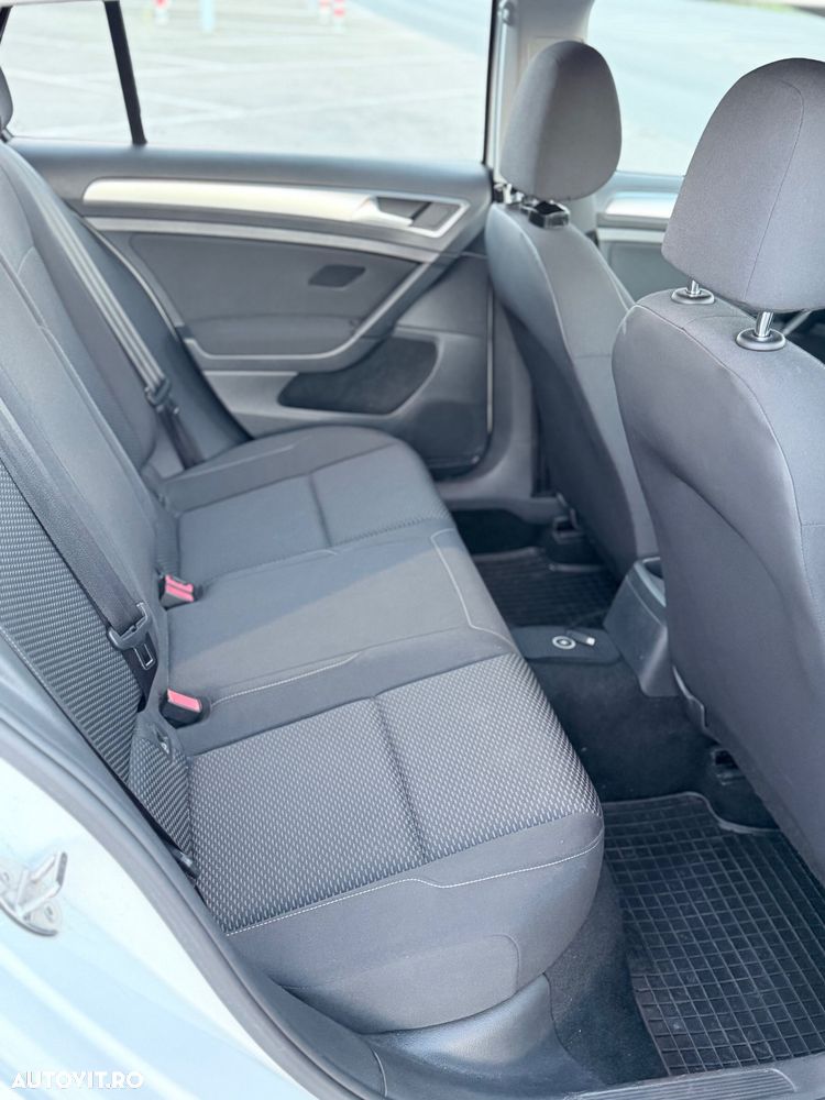 Volkswagen Golf 1.0 TSI Trendline - 8