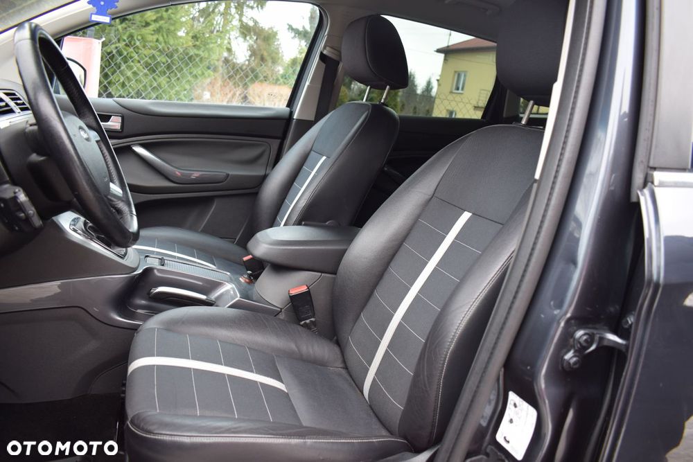 Ford Kuga 2.0 TDCi 4x4 Titanium - 9